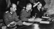 Generál Jodl kapituluje 7. 5. 1945 v Remeši