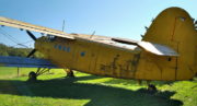 An-2 na letišti Točná. Foto Andrej Halada.