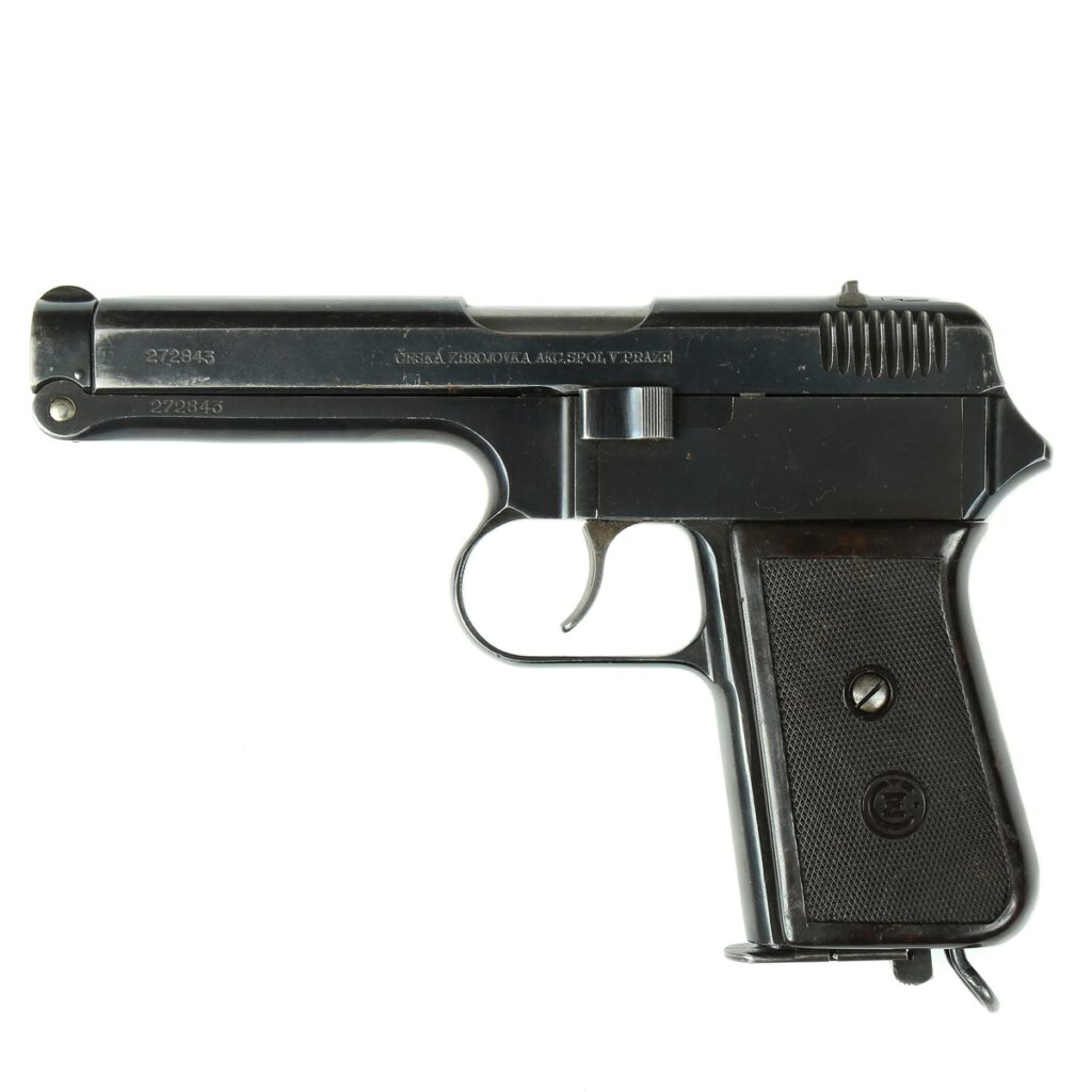 10 Czechoslovak service pistol 38 model calibre 9 mm Browning short