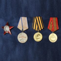 02 Soviet military orders and medals, 1940s