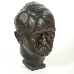 06 Hans Schwegerle, Adolf Hitler, 1941, bronze