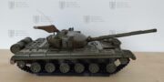 Model tanku T-72M1 (2)