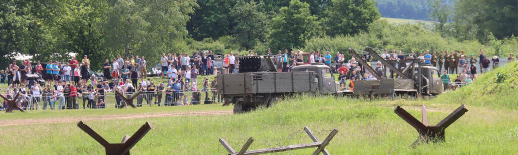 Zahajovací den 29. sezony Vojenského technického muzea Lešany byl věnován výročí vstupu do NATO