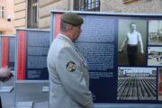 Hosté si prohlíží výstavu. Slavnostní zahájení výstavy "Armáda a všesokolské slety". Vítězné náměstí, Praha, 25. 6. 2024. FOTO Jiří Reichl, VHÚ