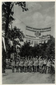 Řady čs. vojáků-legionářů doplňovali krajané žijící ve Francii … Foto sbírka VHÚ.