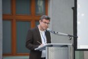 Moderátor panelu A4, Petr Janoušek VHÚ Praha. MEZINÁRODNÍ KONFERENCE „Válečná a vojensko-politická spojenectví v moderních a soudobých dějinách střední Evropy: Přednosti, limity, výzvy“. Armádní muzeum Žižkov, 20. 3. 2025.