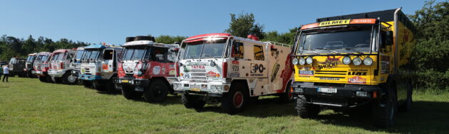 Jubilejní sezona ve VTM Lešany zahájena vzpomínkou na československé úspěchy v Rallye Paříž-Dakar. Přišlo na 12 tisíc fandů pouštní rallye i vojenské historie