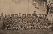 Důstojnický sbor sedmého pluku v Berezani v roce 1917