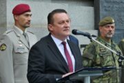 Vernisáž výstavy Vojenské školství, dějiny, vývoj a současnost - „Armáda moje životní volba“ před Generálním štábem AČR. Ředitel sekce vyzbrojování a akvizic Ministerstva obrany ČR Lubor Koudelka. FOTO: Marie Křížová, AVIS