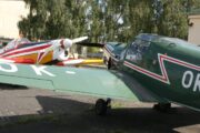 Zlín Z-526 AFS-V Zlín Z-526 AFS-V a v popředí OK BSA