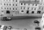 Obrněná vozidla BTR 152 při okupaci Československa v ulicích Prahy. FOTO Sbírka VHÚ Praha (6)