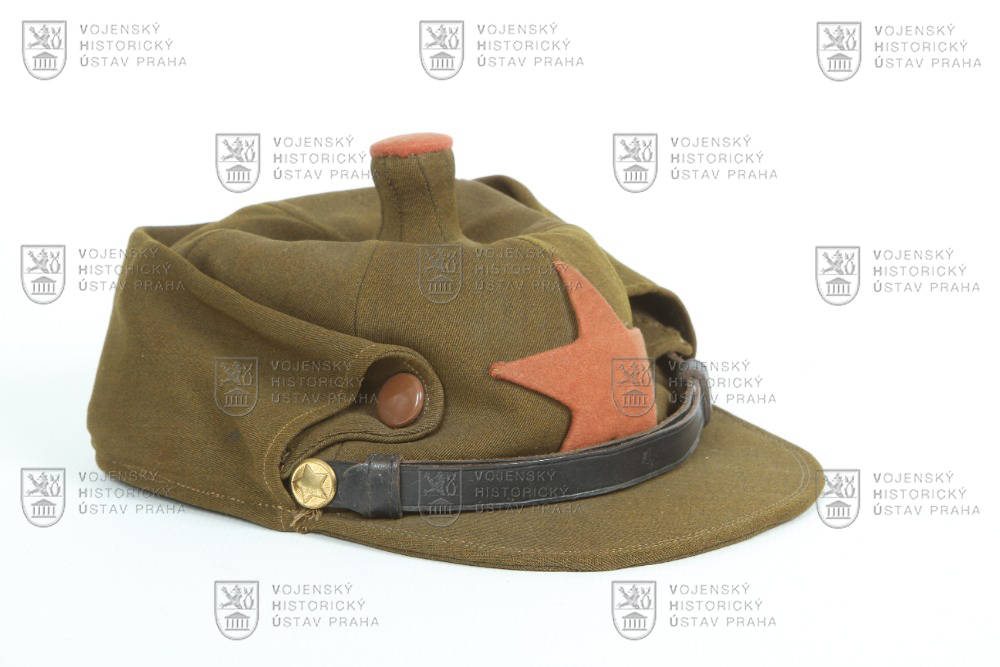 Rudoarmějská čepice „buďonovka“, dvacátá léta 20. století