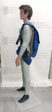 Záchranný padák JU 40 (3)